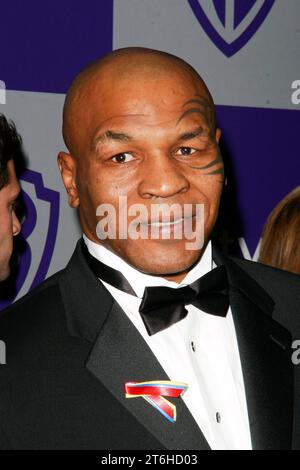 Mike tyson all'undicesimo Annual Warner Brothers e InStyle Golden Globe After-Party. Gli arrivi si terranno al Beverly Hilton Hotel a Beverly Hills, CA, domenica 17 gennaio 2010. Crediti fotografici: Joseph Martinez / Picturelux Foto Stock