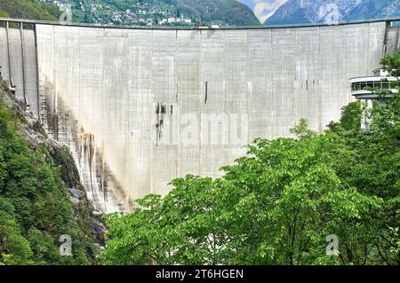 Lago di Vogorno, Valle Verzasca, Canton Ticino, Svizzera Foto Stock