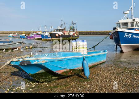 Folkestone, Kent, regno unito 1 agosto 2023 barca da pesca nel porto da folkestone Foto Stock