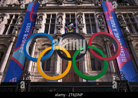 Logo, Rugb, Coppa del mondo, Coppa del mondo 2023, anelli olimpici, giochi Olimpici, Logo, in occasione delle Olimpiadi del 2024 a Parigi, Municipio, Hotel de Ville, Parigi, Francia Foto Stock