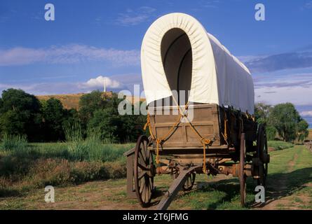 Il carro coperto a due assi su Oregon Trail, Whitman mission Sito Storico Nazionale, Washington Foto Stock