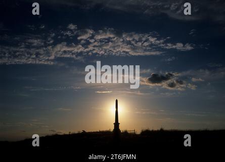 Whitman Memorial silhouette, Whitman Mission National Historic Site, Washington Foto Stock