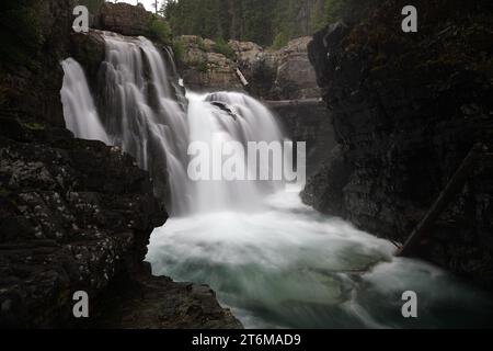 Cascate Lower Myra nello Strathcona Provincial Park (Isola di Vancouver), Canada Foto Stock