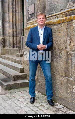 ENSCHEDE, PAESI BASSI - JUL 05, 2020: Il politico olandese Pieter Omtzigt è il politico più popolare nella camera dei rappresentanti. Foto Stock