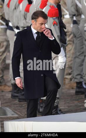 Parigi, Francia. 11 novembre 2023. Francia, PARIGI 2023-11-11. Il presidente della repubblica, Emmanuel Macron, durante le cerimonie dell'11 novembre. Fotografia di Francois Pauletto Credit: francois pauletto/Alamy Live News Foto Stock