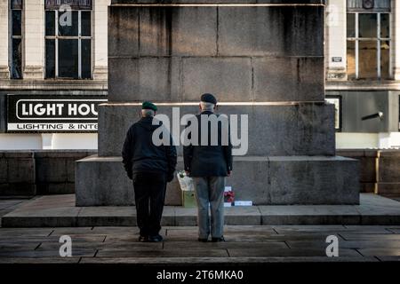 Paisley Cenotaph Remembrance Day, 11 novembre 2023 Foto Stock