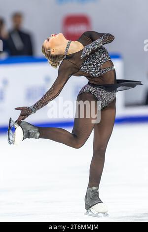 (231111) -- CHONGQING, 11 novembre 2023 (Xinhua) -- Loena Hendrickx del Belgio si esibisce durante il pattinaggio libero femminile al Cup of China ISU Grand Prix of Figure Skating 2023 nel comune di Chongqing della Cina sud-occidentale, 11 novembre 2023. (Xinhua/Chu Jiayin) Foto Stock