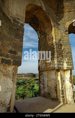 12 23 2010 Vintage Bidar Fort, della dinastia Bahmanid, spostò la sua capitale da Gulbarga a Bidar nel 1427 Karnataka, India Asia. Foto Stock