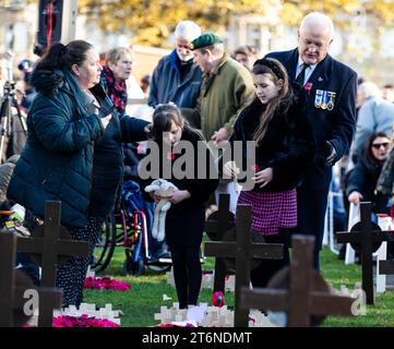 Edimburgo, Regno Unito. 11 novembre 2023. Scene nel giardino della memoria di Edimburgo durante il giorno dell'armistizio. Credito: Euan Cherry Credit: Euan Cherry/Alamy Live News Foto Stock