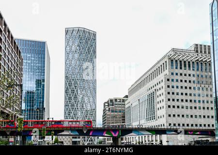 Edifici moderni a Londra, Canary Wharf Foto Stock