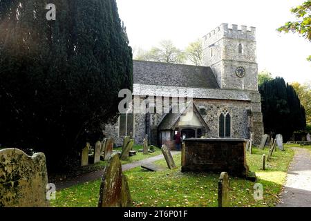 st nicholas church and churchyard,sturry,canterbury,kent,uk Foto Stock