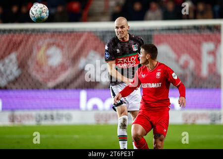 ENSCHEDE, PAESI BASSI - 11 NOVEMBRE: Bram Nuytinck del NEC durante il match olandese Eredivisie tra FC Twente e NEC a De Grolsch veste l'11 novembre 2023 a Enschede, Paesi Bassi (foto di Broer van den Boom/Orange Pictures) Foto Stock