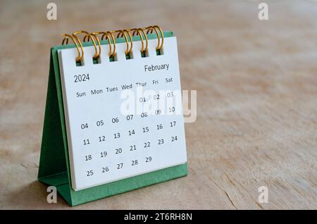 Febbraio 2024 tabella calendario con spazio personalizzabile per il testo. Concetti di calendario e spazio di copia. Foto Stock