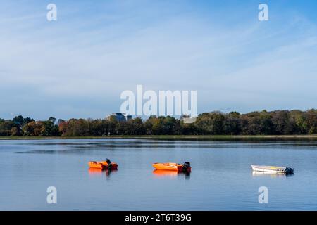 Lago artificiale di Llanishen e centro di sport acquatici, Cardiff, Galles del Sud Foto Stock