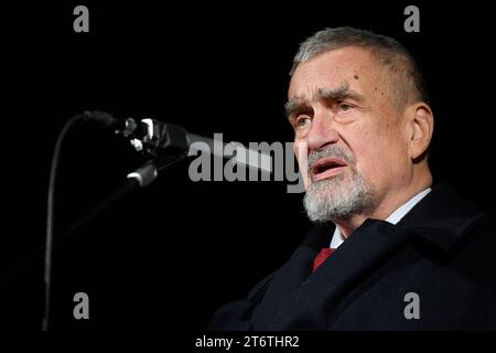 Karel Schwarzenberg, ex ministro degli Esteri ceco, presidente dei TOP 09 e senatore nonché membro di una famosa famiglia nobile, fu una delle figure più importanti della scena politica ceca quando morì all'età di 85 anni a Vienna, in Austria, l'11 novembre, 2023.***FOTO DEL FILE***Karel Schwarzenberg a Praga, Repubblica Ceca, 18 dicembre 2019. (Foto CTK/Ondrej Deml) Foto Stock