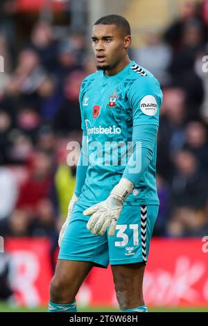 Southampton portiere Gavin Bazunu (31) durante la partita Southampton FC vs West Bromwich Albion FC Sky bet EFL Championship allo Stadio St.Mary, Southampton, Inghilterra, Regno Unito l'11 novembre 2023 Foto Stock