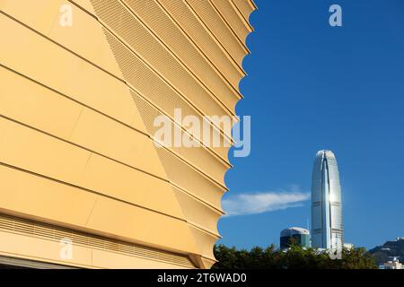 International Finance Centre (IFC) e Palace Museum, West Kowloon Cultural District, Kowloon, Hong Kong Foto Stock