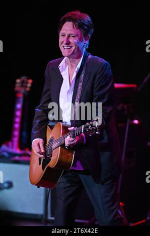 FORT LAUDERDALE FL - 11 NOVEMBRE: John Waite si esibisce durante il 40th Anniversary Tour al Parker l'11 novembre 2023 a Fort Lauderdale, Florida. Copyright: Xmpi04x Foto Stock