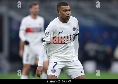 Milano, 7 novembre 2023. Kylian Mbappe del PSG durante la partita di UEFA Champions League a Giuseppe Meazza, Milano. Il credito fotografico dovrebbe leggere: Jonathan Moscrop / Sportimage Foto Stock