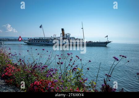 Nave a vapore Montreux sul lago di Ginevra, Svizzera Foto Stock