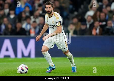 Nacho Fernandez del Real Madrid CF durante la partita di la Liga tra Real Madrid e Valencia CF giocata allo stadio Santiago Bernabeu l'11 novembre 2023 a Madrid, in Spagna. (Foto di Cesar Cebolla / PRESSINPHOTO) Foto Stock