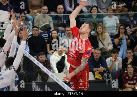 IVAN ZAYTSEV (CUCINE LUBE CIVITANOVA) durante Allianz Milano vs cucine Lube Civitanova, pallavolo Italiano serie A Superleague maschile A Milano, 12 novembre 2023 Foto Stock