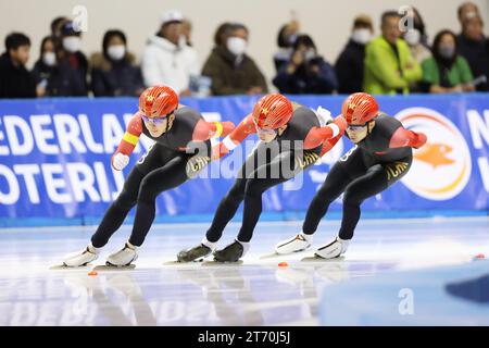 China team Group (CHN), 11 NOVEMBRE 2023 - Speed Skating : ISU Speed Skating World Cup 2023/24 Obihiro Men's Team Pursuit Division B presso Meiji Hokkaido Tokachi Oval a Hokkaido, Giappone. (Foto di Naoki Morita/AFLO SPORT) Foto Stock