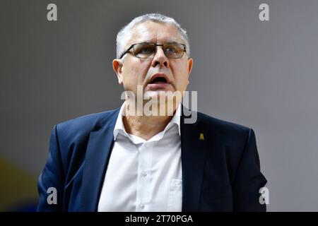 L'allenatore lituano Rimantas Grigas durante la partita di qualificazione FIBA Women's Eurobasket 2025 tra Polonia e Lituania, Polonia, il 12 novembre 2023 (foto di Michal Dubiel/SIPA USA) Foto Stock