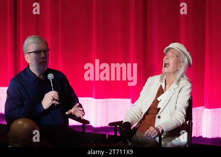 12 novembre 2023: L'attrice vincitrice del BAFTA Diane Ladd parla del suo nuovo film Isle of Hope con lo storico del cinema Leonard Maltin al Coronado Island Film Festival di Coronado, California, domenica 12 novembre. Diane ha recitato in film di registi di spicco come Roman Polanski, Martin Scorcese e David Lynch; è anche regista e produttore ed è la madre dell'attrice vincitrice di Oscar Laura Dern (Credit Image: © Rishi Deka/ZUMA Press Wire) SOLO PER USO EDITORIALE! Non per USO commerciale! Foto Stock
