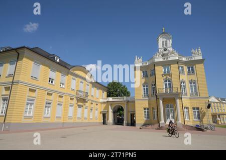 Schloß Karlsruhe, Schloßplatz, Karlsruhe, Baden-Württemberg, Deutschland Foto Stock