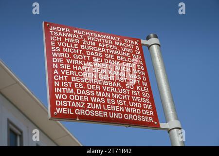 Kunstobjekt Platz der Grundrechte von Jochen Gerz, Karlsruhe, Baden-Württemberg, Deutschland Foto Stock
