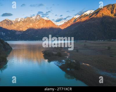 La zona umida della riserva naturale di pian di Spagna, Val chiavenna, Colico, Lombardia, Italia Foto Stock