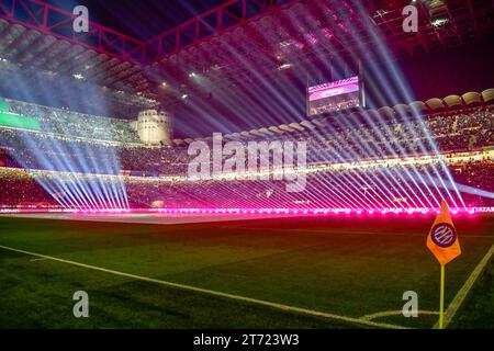 Milano, Italia. 12 novembre 2023. Giuseppe Meazza assiste alla partita di serie A tra Inter e Frosinone a Milano. (Foto: Gonzales Photo/Alamy Live News Foto Stock