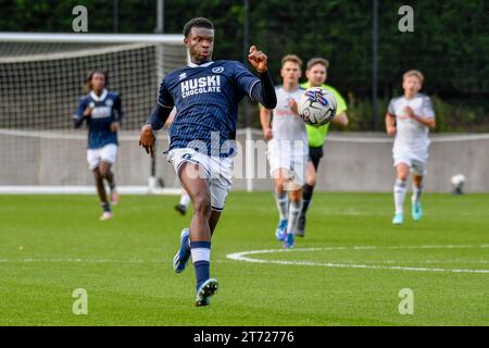 Swansea, Galles. 11 novembre 2023. Adedapo Olugbodi del Millwall in azione durante l'Under 18 Professional Development League match tra Swansea City e Millwall alla Swansea City Academy di Swansea, Galles, Regno Unito, l'11 novembre 2023. Crediti: Duncan Thomas/Majestic Media. Foto Stock