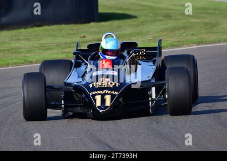 Lotus-Cosworth 88B, questo innovativo telaio doppio non ha corso, 75 anni di Lotus, una sfilata di auto dalla prima versione Austin 7 all'iconica JP Foto Stock