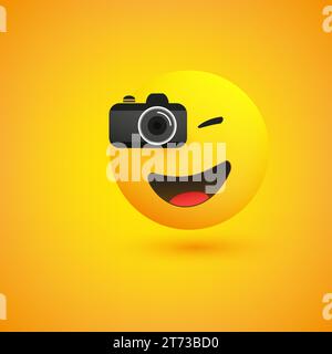 Semplice brillante felice sorridente fotografo Emoji che scatta foto con una fotocamera digitale - emoticon semplice su sfondo giallo - illustrazione di design vettoriale Illustrazione Vettoriale