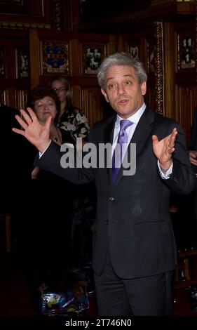 IMMAGINI DEI FILE. Westminster, Londra, Regno Unito. 13 novembre 2023. John Bercow è un ex politico britannico che è stato Speaker della camera dei comuni dal 2009 al 2019 e membro del Parlamento per Buckingham dal 1997 al 2019. Westminster, Londra, Regno Unito. 1 novembre 2011. Nella foto John Bercow, presidente della camera dei comuni, ospita un ricevimento parlamentare nel suo appartamento nel Palazzo di Westminster. Credito: Maureen McLean/Alamy Foto Stock