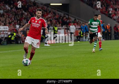 12 novembre 2023. Lisbona, Portogallo. L'attaccante del Benfica dal Portogallo Rafa Silva (27) in azione durante la partita del Matchday 11 di Liga Portugal Betclic, SL Benfica 2 vs 1 Sporting CP Credit: Alexandre de Sousa/Alamy Live News Foto Stock