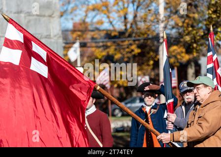 La cerimonia annuale di Acton si tiene nell'Acton Center di fronte al Municipio. Foto Stock
