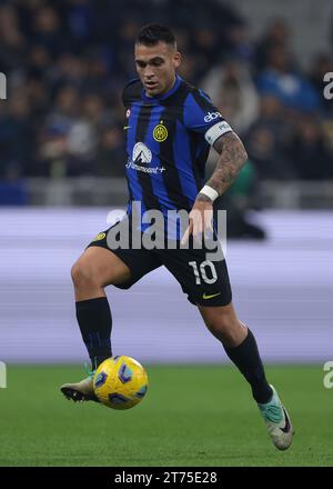 Milano, Italia. 12 novembre 2023. Lautaro Martinez dell'FC Internazionale durante la partita di serie A A Giuseppe Meazza, Milano. Il credito fotografico dovrebbe leggere: Jonathan Moscrop/Sportimage Credit: Sportimage Ltd/Alamy Live News Foto Stock