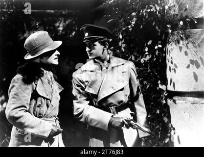 RONALD COLMAN e DAVID NIVEN in THE PRISONER OF ZENDA 1937 regista JOHN CROMWELL romanzo Anthony Hope sceneggiatura John L. Balderston musica Alfred Newman costumi Ernest Dryden produttore David O. Selznick Selznick International Pictures / United Artists Foto Stock