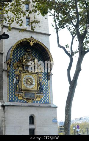 Il più antico orologio pubblico in Francia Palais-de-la-Cité, Parigi, Francia. Foto Stock