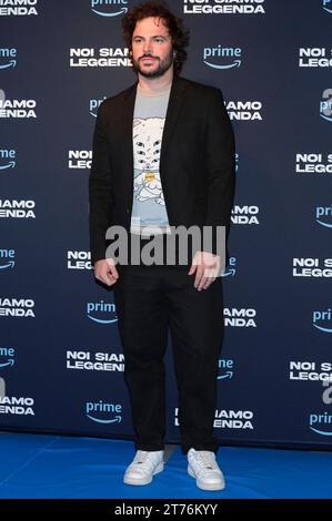 Guglielmo Scilla beim Photocall zur Amazon prime Video serie noi siamo leggenda im Soho House. ROM, 13.11.2023 *** Guglielmo Scilla alla photocall per la serie Amazon prime Video noi siamo leggenda a Soho House Roma, 13 11 2023 foto:XA.XM.xTinghinox/xFuturexImagex leggenda 3102 credito: Imago/Alamy Live News Foto Stock