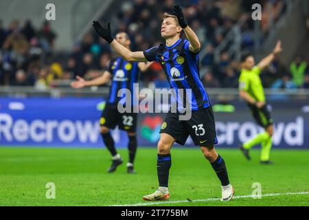 Milano, Italia. 12 novembre 2023. Nicolo Barella del FC Internazionale reagisce durante la partita di serie A 2023/24 tra FC Internazionale e Frosinone calcio allo Stadio Giuseppe Meazza. PUNTEGGIO FINALE: Inter 2 | 0 Frosinone (foto di Fabrizio Carabelli/SOPA Images/Sipa USA) credito: SIPA USA/Alamy Live News Foto Stock