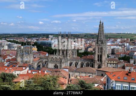 Vista della Cattedrale di Burgos e dello skyline della città dal castello, Burgos, Castiglia e León, Spagna nordoccidentale, Europa, Foto Stock