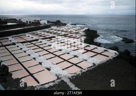 Il sito di interesse scientifico Las Salinas de Fuencaliente è un'area protetta situata nel comune di Fuencaliente, nella parte più meridionale Foto Stock