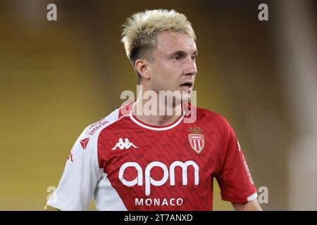 Monaco, Monaco. 5 novembre 2023. Aleksandr Golovin di AS Monaco guarda durante la partita di Ligue 1 allo Stade Louis II di Monaco. Il credito fotografico dovrebbe leggere: Jonathan Moscrop/Sportimage Credit: Sportimage Ltd/Alamy Live News Foto Stock