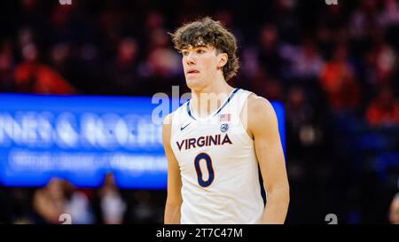 Charlottesville, Virginia, USA. 14 novembre 2023. L'attaccante dei Virginia Cavaliers Blake Buchanan (0) durante il primo tempo contro i North Carolina A&T Aggies nel match NCAA Basketball Matchup alla John Paul Jones Arena di Charlottesville, Virginia. (Scott Kinser/CSM). Credito: csm/Alamy Live News Foto Stock