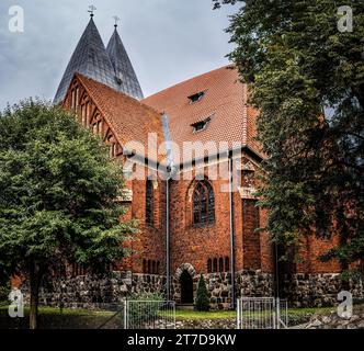 Basilica di San Giacomo Apostolo a Olsztyn - chiesa costruita nella seconda metà. Il XIV secolo. Olsztyn è la capitale del Voivoda Warmian-Masurian Foto Stock