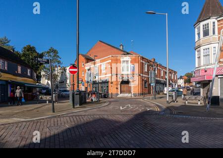 Street scene, centro città, Wellingborough, Northamptonshire, Regno Unito Foto Stock